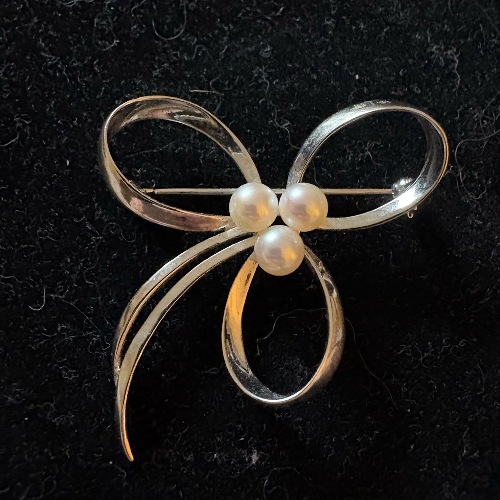 Vintage Mikimoto Sterling Silver Bow Brooch with Akoya pearls.
